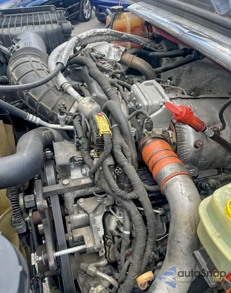 2020 Chevrolet Silverado Medium Duty z USA, uszkodzony, nr VIN 1HTKHPVH1LH244077